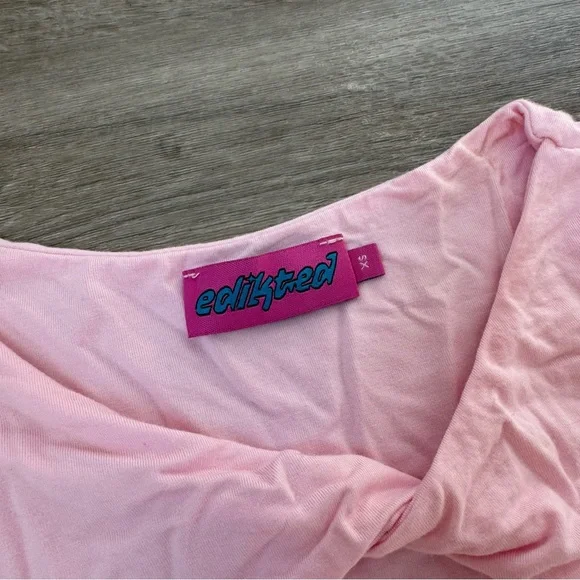 Edikted Light Pink Crisscross Tank Top - Picture 2 of 3